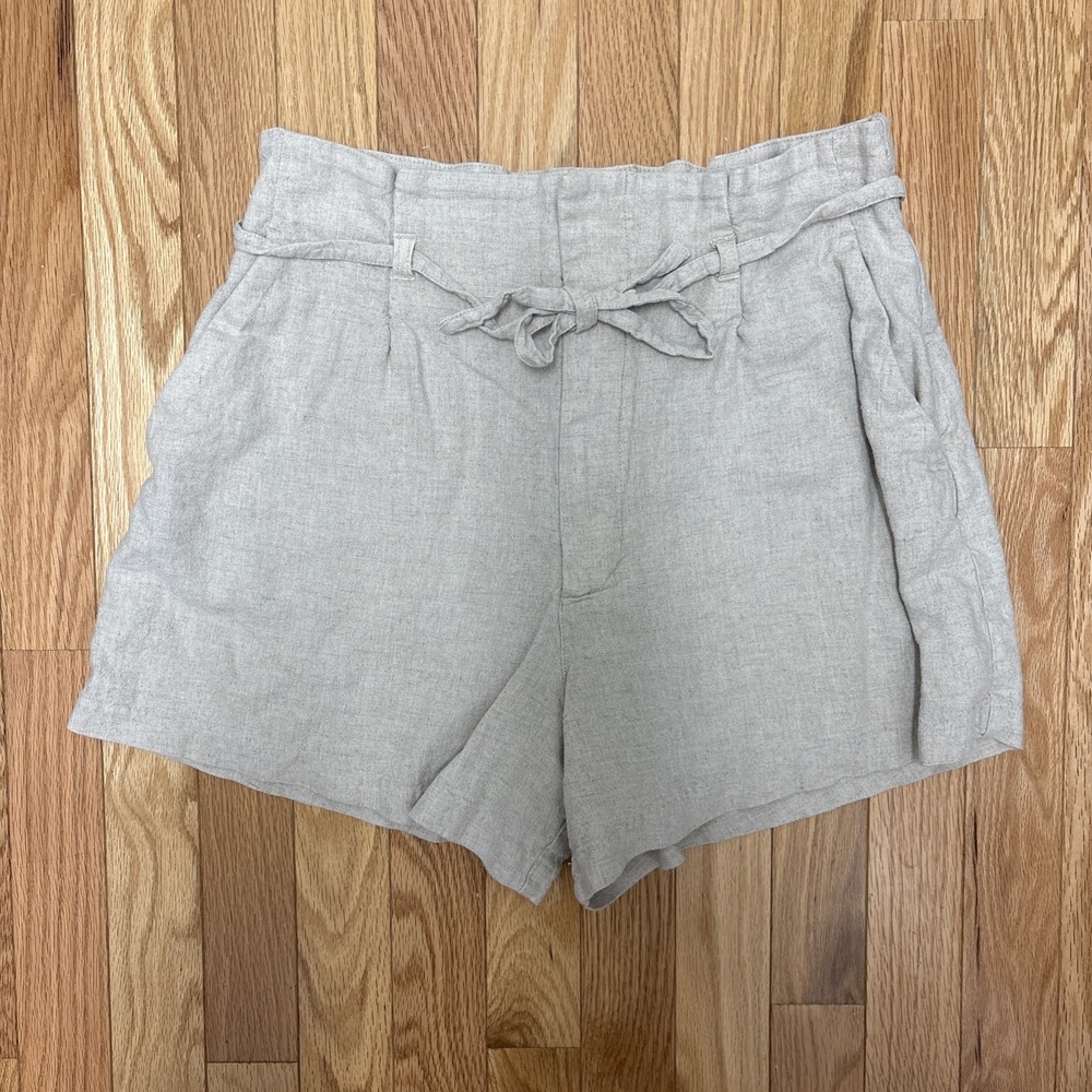 Abercrombie & Fitch Linen Blend Pleated High Rise Khaki Shorts Women's - Medium